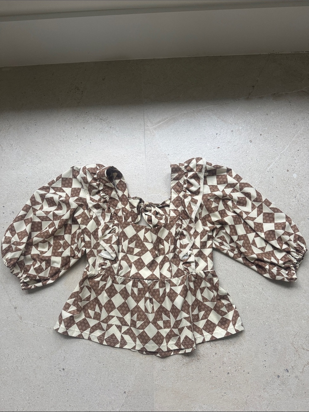 Brown & Cream Geometric Puff-Sleeve Women's Top
